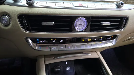 Kia K9 3.8 GDI 2019 32
