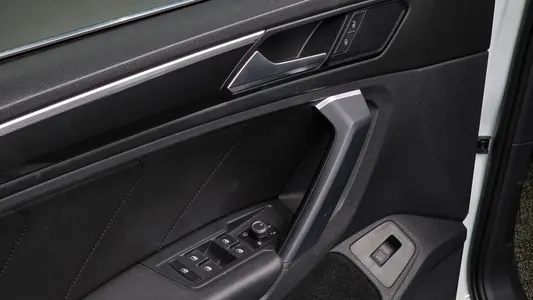 Volkswagen 2 2.0 TDI 2019 16