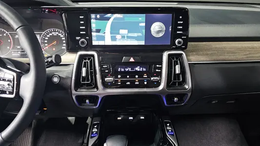 Kia 4 2.2 4WD 2022 12