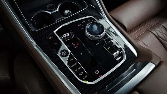 BMW X6 (G06) xDrive30d M 2025 8