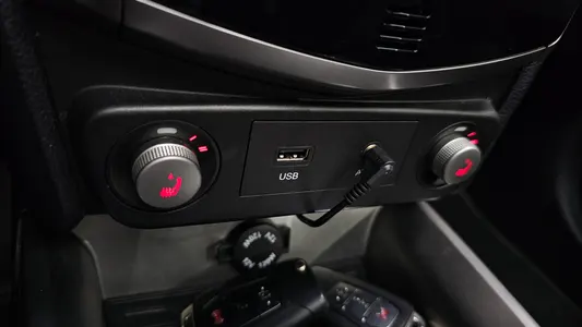 KG Mobility Tivoli VX 2WD 2016 16
