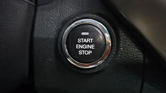 KG Mobility Tivoli VX 2WD 2016 28