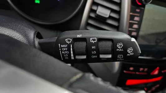 KG Mobility Tivoli VX 2WD 2016 29