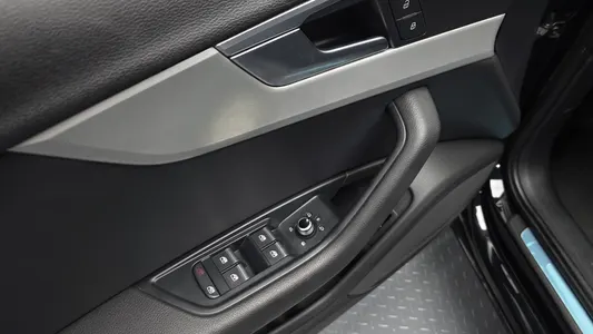 Audi A4 (B9) 45 TFSI 2016 20