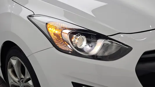 Hyundai i30() 1.6 VGT PYL 2013 23