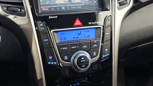 Hyundai i30() 1.6 VGT PYL 2013 29
