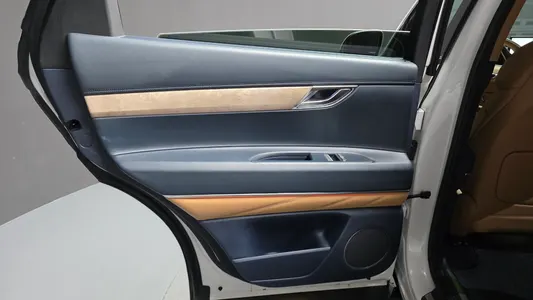 Genesis GV80 2.5T AWD 2023 25
