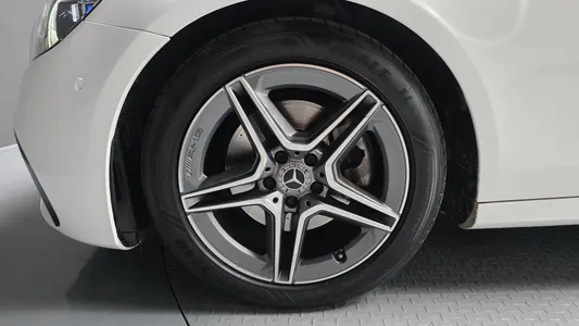 Mercedes-Benz E-Class W213 E250 AMG Line 2022 5