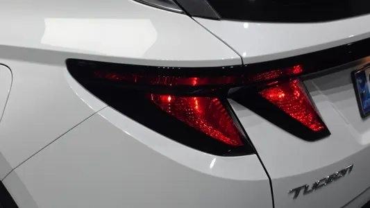 Hyundai (NX4) 2.0 2WD 2022 24