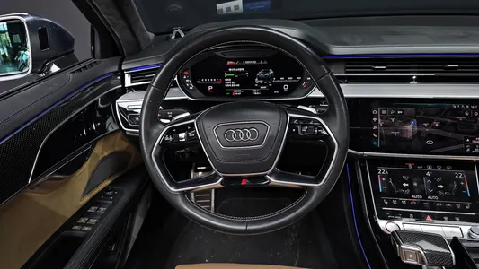 Audi S8 (D5) 4.0 TFSI LWB 2020 13