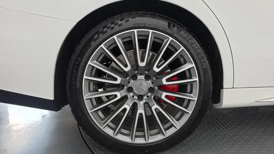 Mercedes-Benz E-Class W214 AMG E53e 4MATIC+ 2026 4