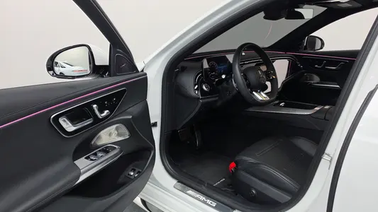 Mercedes-Benz E-Class W214 AMG E53e 4MATIC+ 2026 9