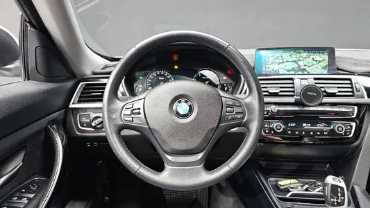 BMW 3 Series GT (F34) GT 320d 2018 12