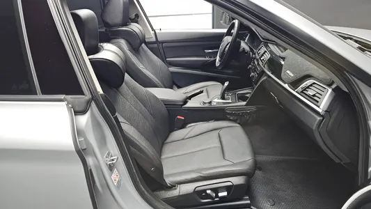 BMW 3 Series GT (F34) GT 320d 2018 10