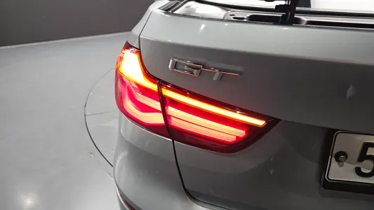 BMW 3 Series GT (F34) GT 320d 2018 23