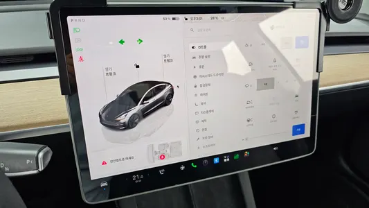 Tesla 3 AWD 2022 17