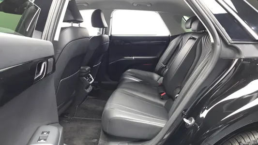 Hyundai (GN7) 2.5 2WD 2024 27
