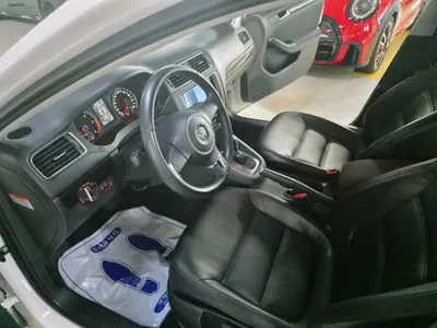 Volkswagen 제타 2.0 TDI 2011 11
