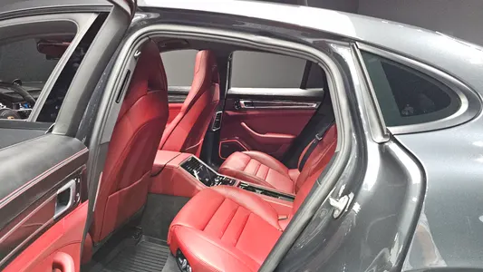 Porsche (971) 3.0 AWD 2020 11