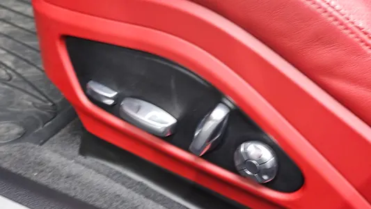 Porsche (971) 3.0 AWD 2020 32
