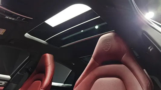Porsche (971) 3.0 AWD 2020 29