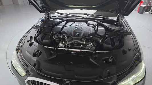 BMW 8 Series (G15) M850i xDrive 2022 5