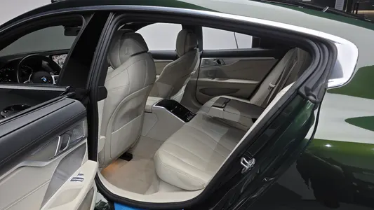 BMW 8 Series (G15) M850i xDrive 2022 26
