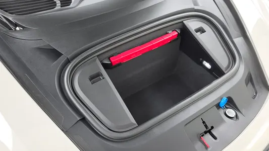 Porsche 타이칸 2024 6