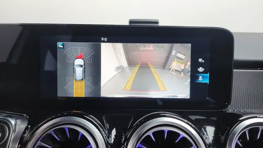 Mercedes-Benz GLB-Class X247 GLB200 d 2021 15