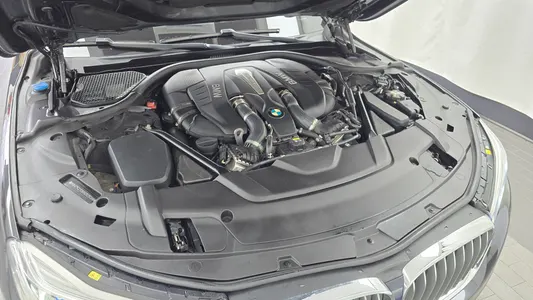 BMW 7 Series (G11) 750Li xDrive 2016 6