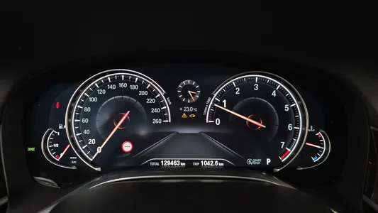 BMW 7 Series (G11) 750Li xDrive 2016 8