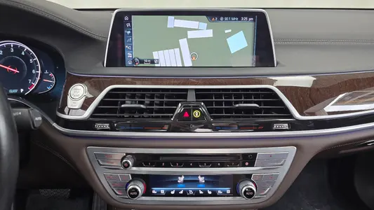 BMW 7 Series (G11) 750Li xDrive 2016 14