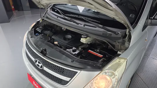Hyundai Grand Starex 12 2009 6