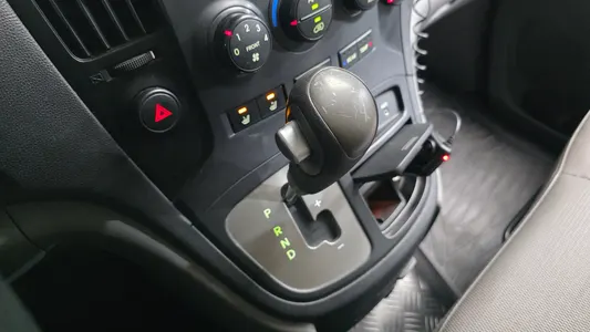 Hyundai Grand Starex 12 2009 9