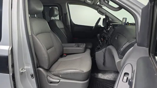 Hyundai Grand Starex 12 2009 11