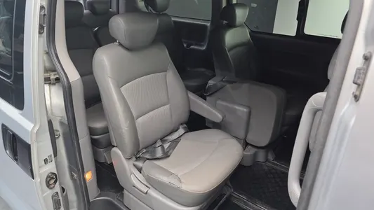 Hyundai Grand Starex 12 2009 12