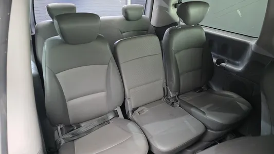 Hyundai Grand Starex 12 2009 27