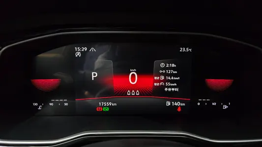 Volkswagen 7 1.5 TSI 2024 8