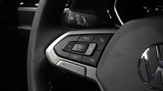 Volkswagen 7 1.5 TSI 2024 19
