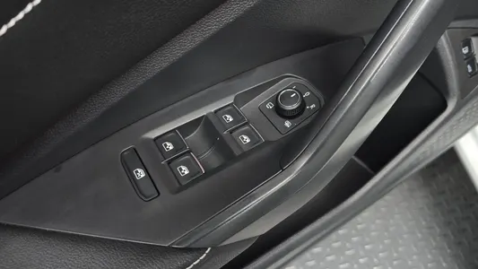 Volkswagen 7 1.5 TSI 2024 28
