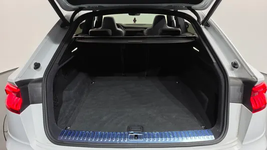 Audi Q8 (4M) 50 TDI 2020 16