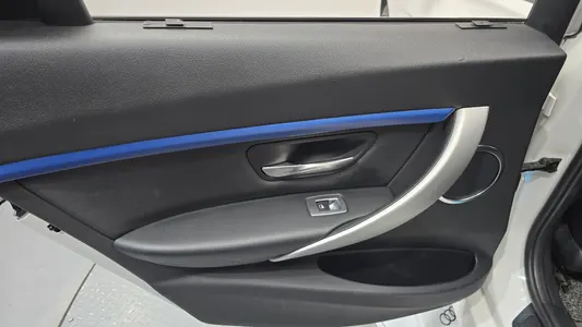 BMW 3 Series (F30) 320d M 2015 25