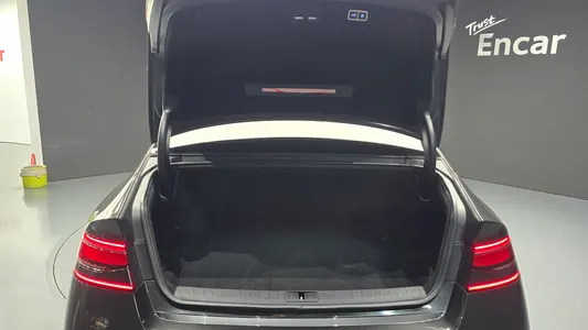 Genesis G90 (RS 4) 3.5 e-S/C AWD 2023 20