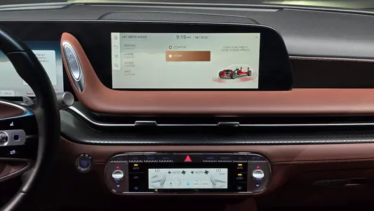 Genesis G90 (RS 4) 3.5 e-S/C AWD 2023 18