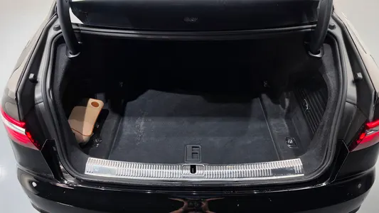 Audi A8 (D5) 50 TDI LWB 2021 18