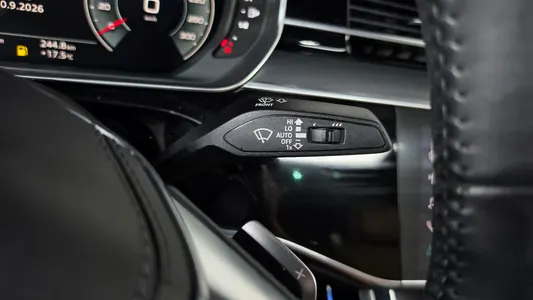 Audi A8 (D5) 50 TDI LWB 2021 27