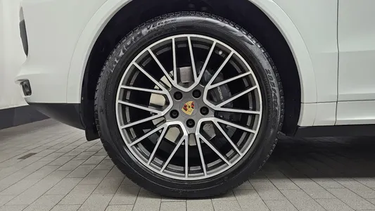 Porsche (PO536) 3.0 2021 5
