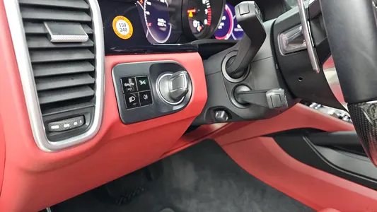 Porsche (PO536) 3.0 2021 28