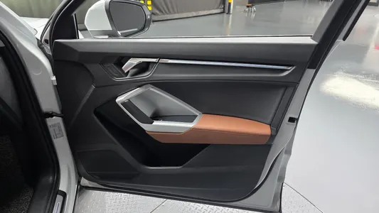 Audi Q3 (F3) 35 TDI 2022 25