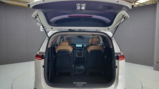 Kia Carnival 9 2022 19